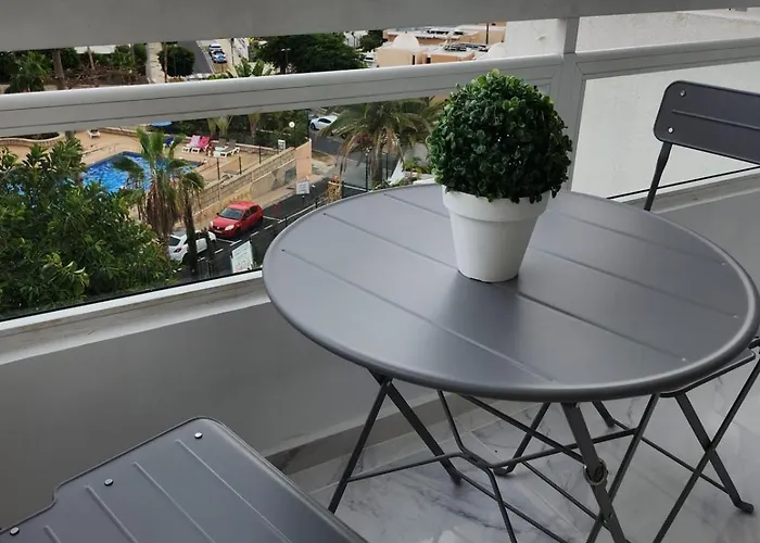 Americas Evening Escape Apartment